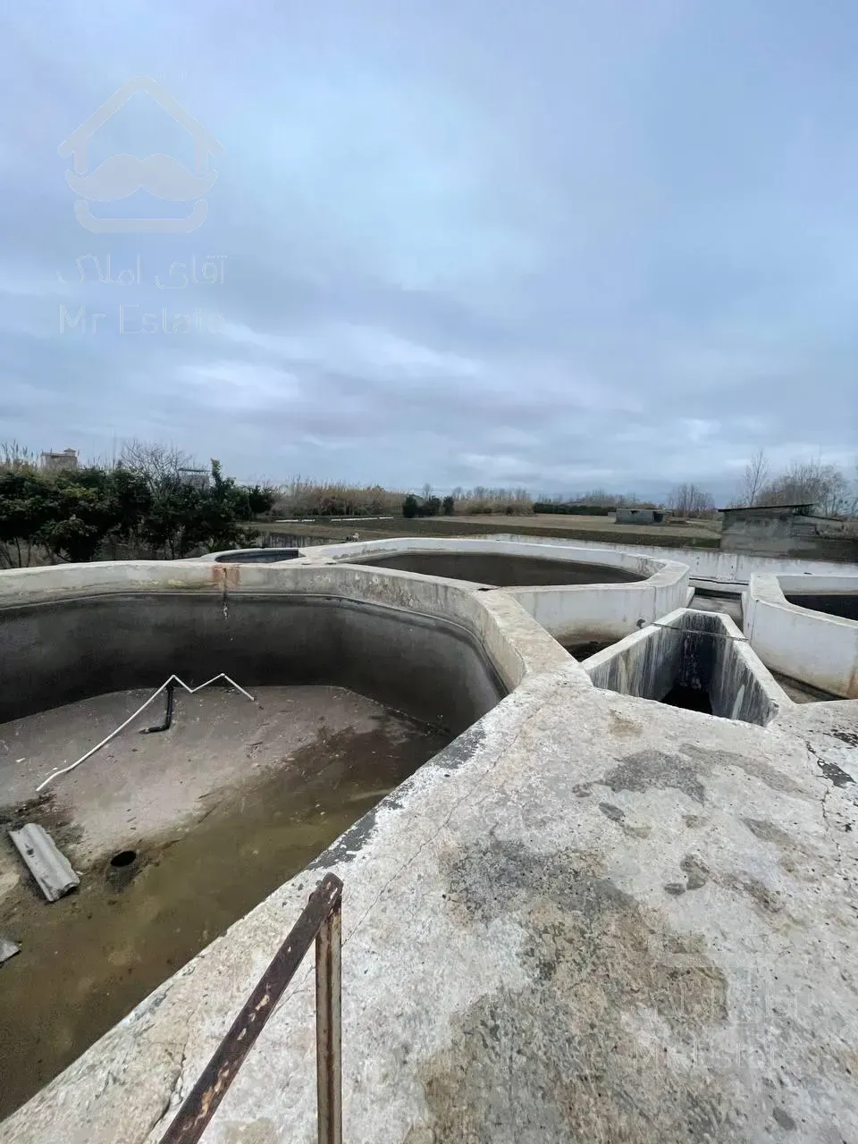 استخرماهی آماده ۲۰۰۰متری باپروانه قابل انتقال ومجوز