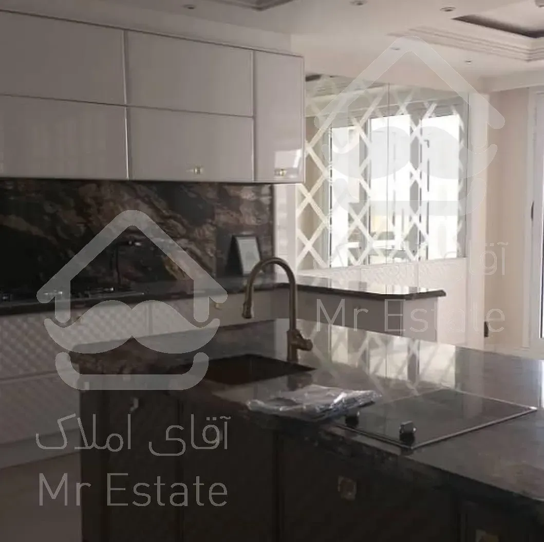 خرید آپارتمان 230 متری فرمانیه سنبل