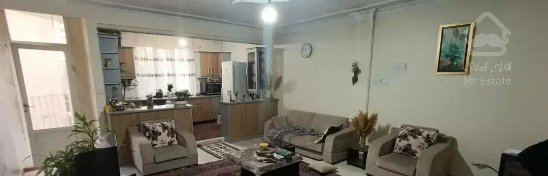 ۶۵ متری تکواحدی میدان ولیعصر