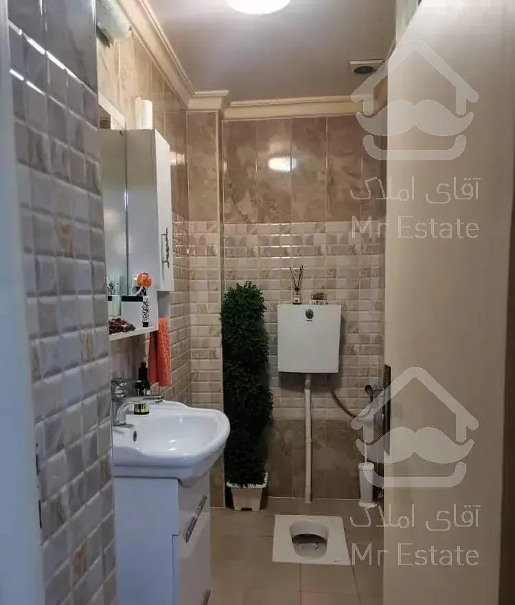 شریعتی مقابل پارک کوروش ۱۳۷ متر ۳خوابه