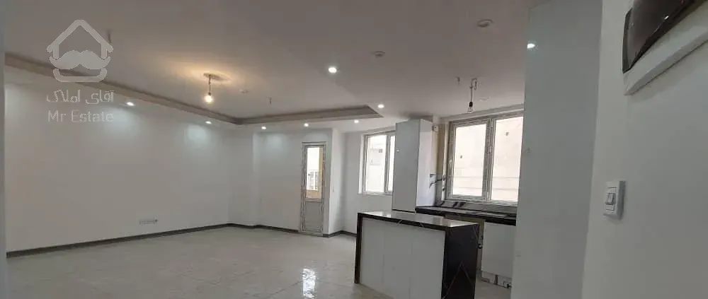 فروش آپارتمان ۸۳ متری ۲ خوابه در هاشمی