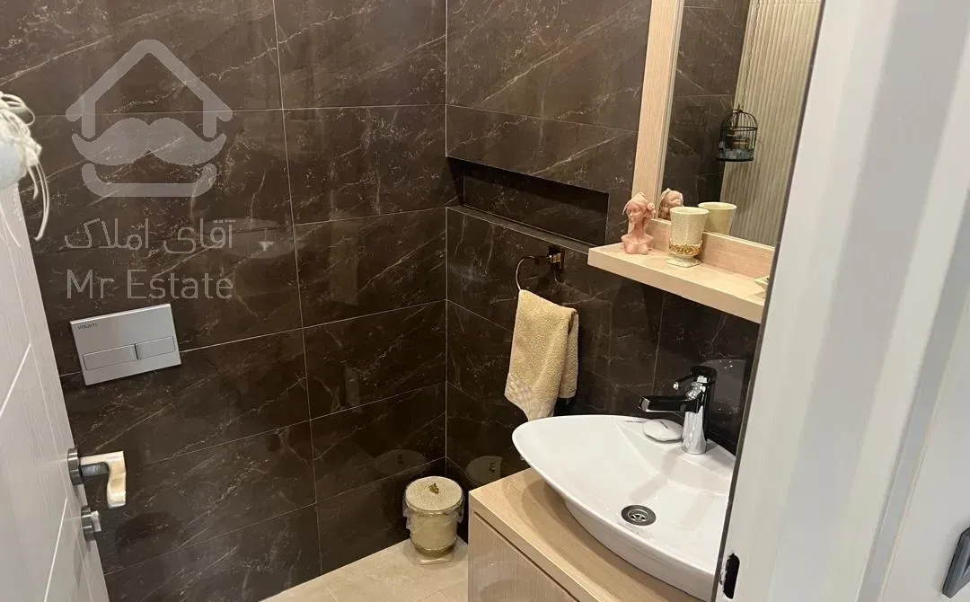 فروش آپارتمان ۱۳۵ متری ۳ خوابه*بلوارجانبازان*