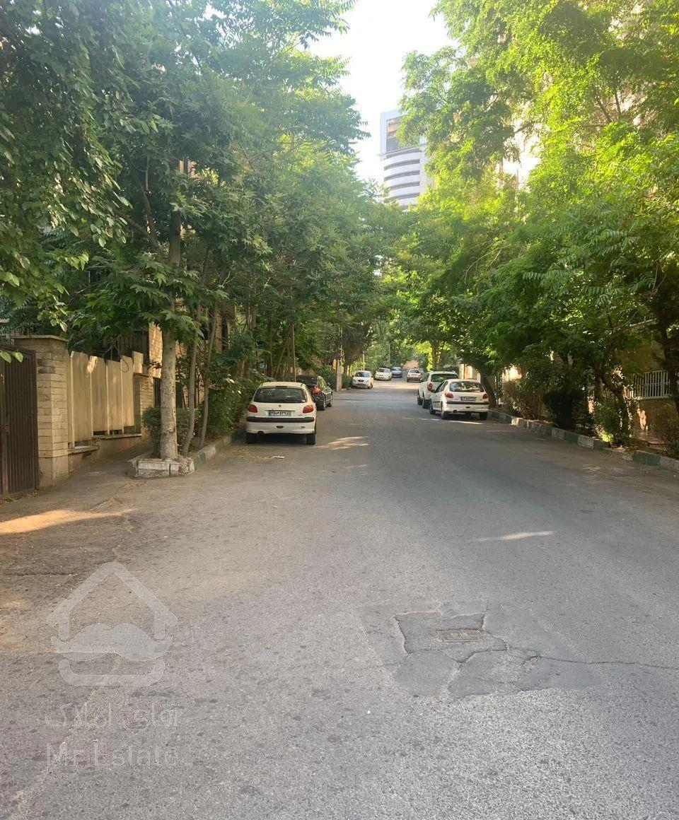 آپارتمان ۸۹متری در  لوکیشن نیاوران