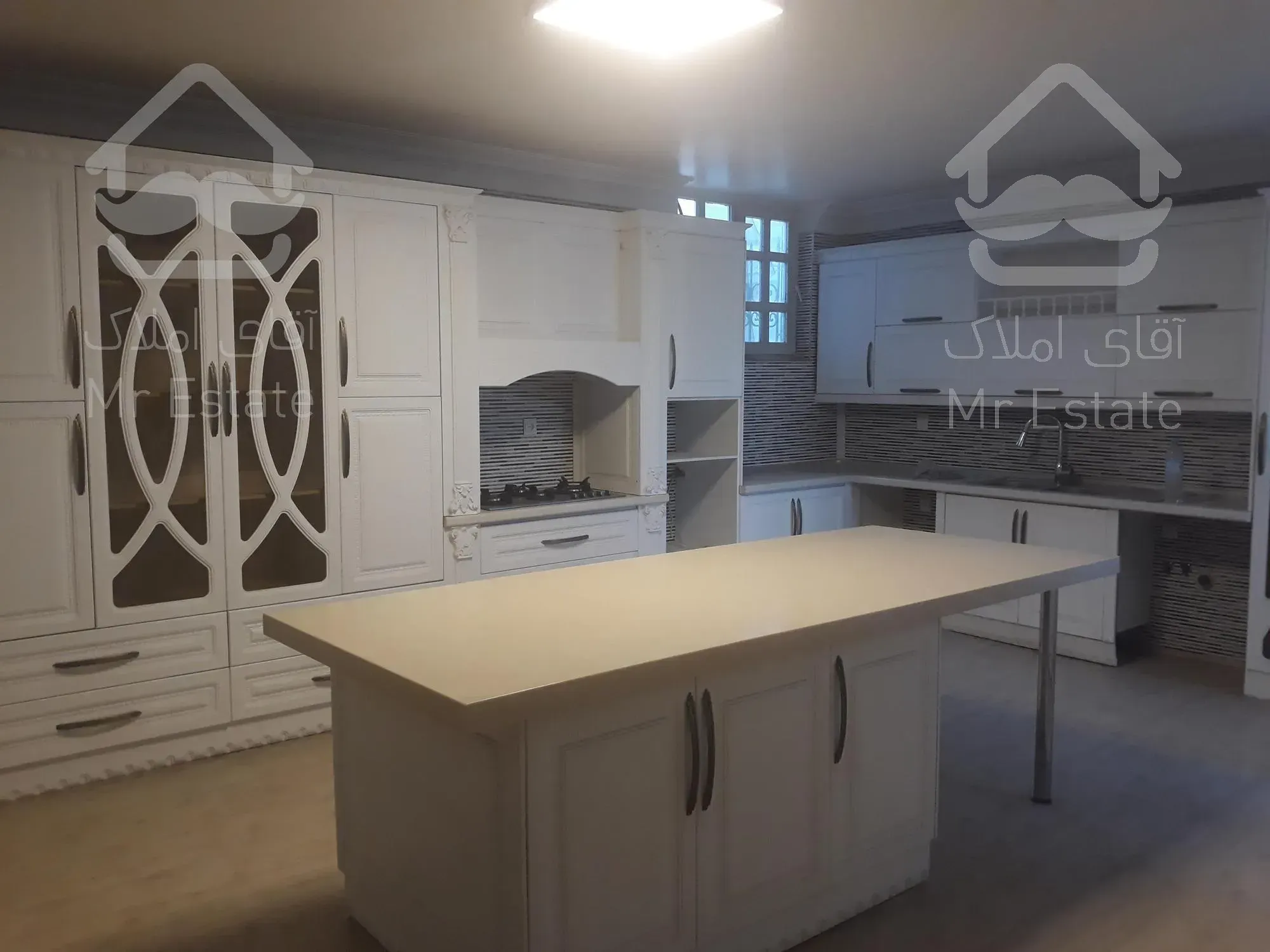 ۹۰۰ متر - شهرک غرب - ویلایی دوبلکس - فول مشاعات - دربست