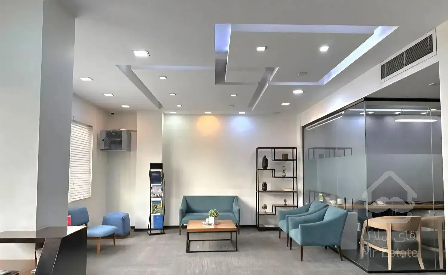 ۹۰متر موقعیت اداری جردن/۸ساله/غرق نور/دیزاین شده