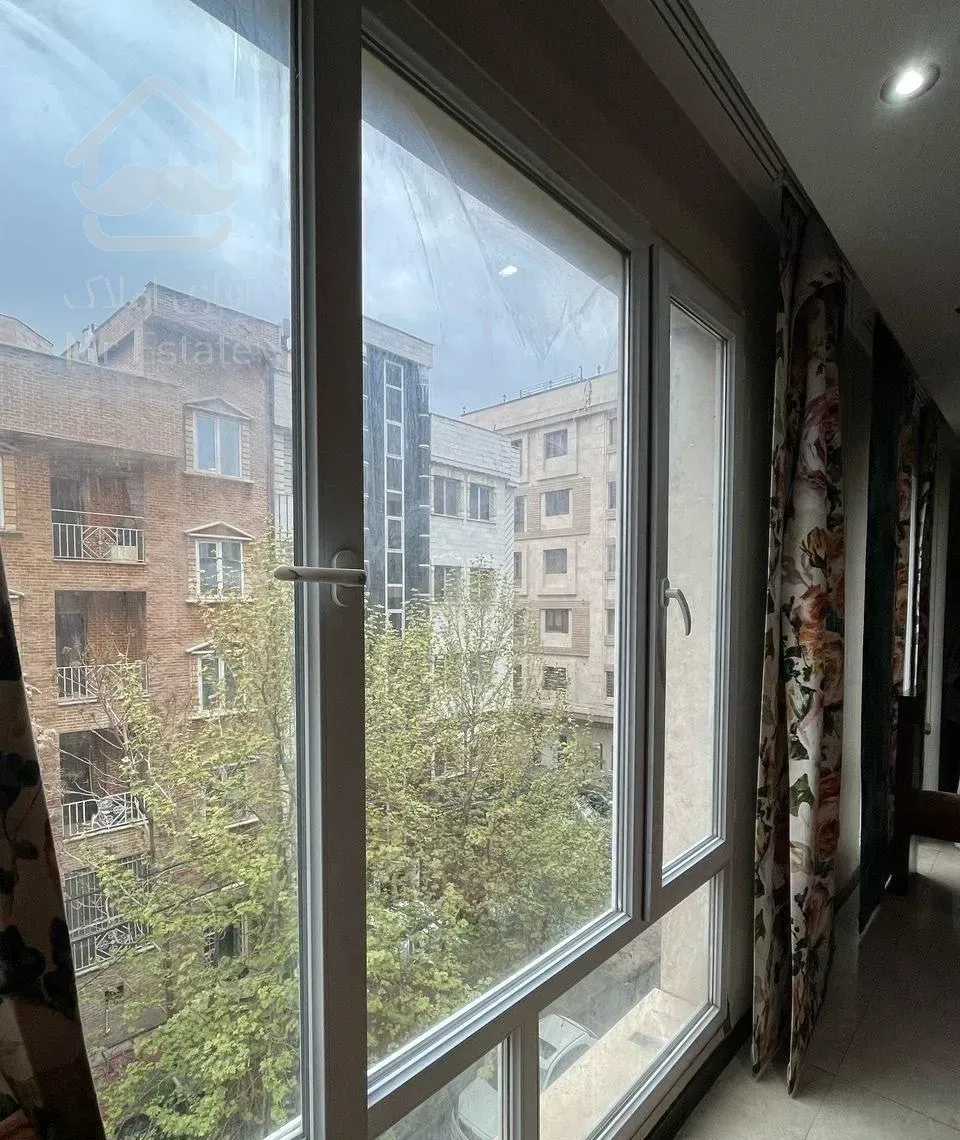 ۱۳۵مترسعادت آباد/تک واحدی / استخردار