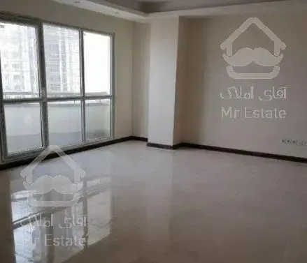 واحد 130 متری کوهک چیتگر دریاچه