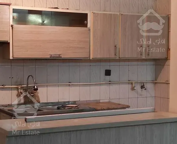 فرامرز عباسی 3 / 150 متری  بازسازی شده تمیز  / دوخوابه