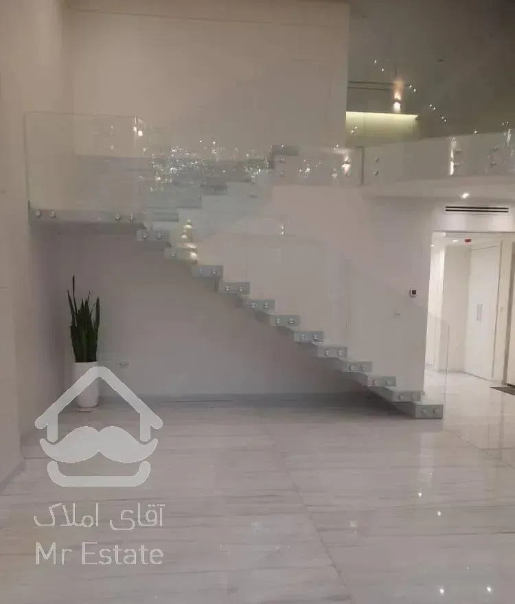 340 متر دوبلکس نوساز/ سوئیت مجزا/ سفیر نشین