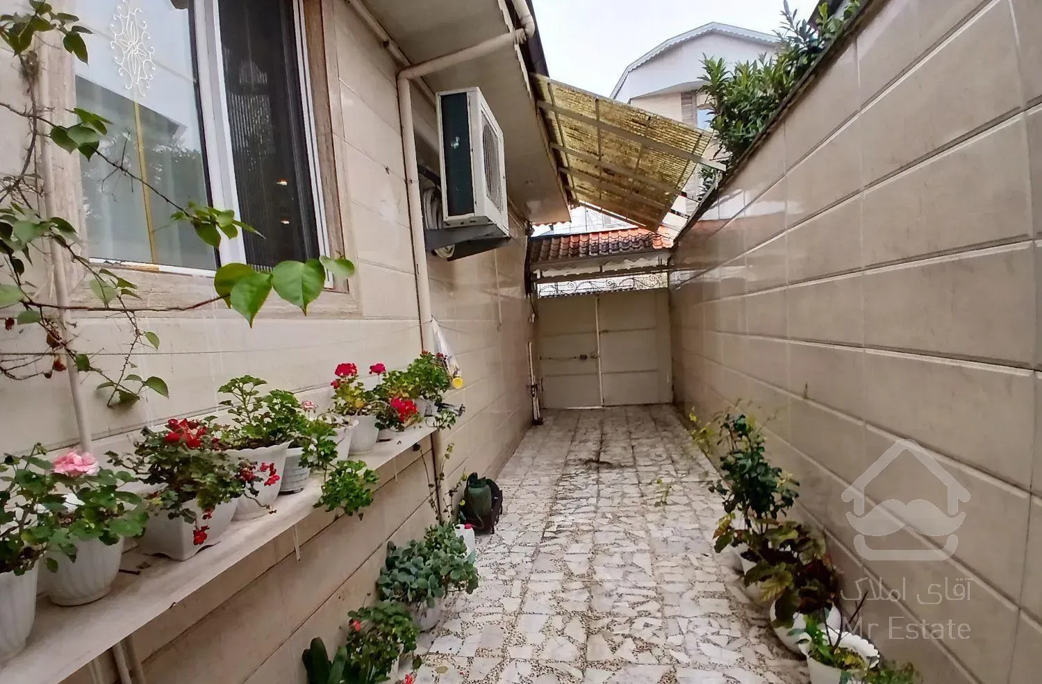 فروش خانه ویلایی مرکز شهر سند تک برگ