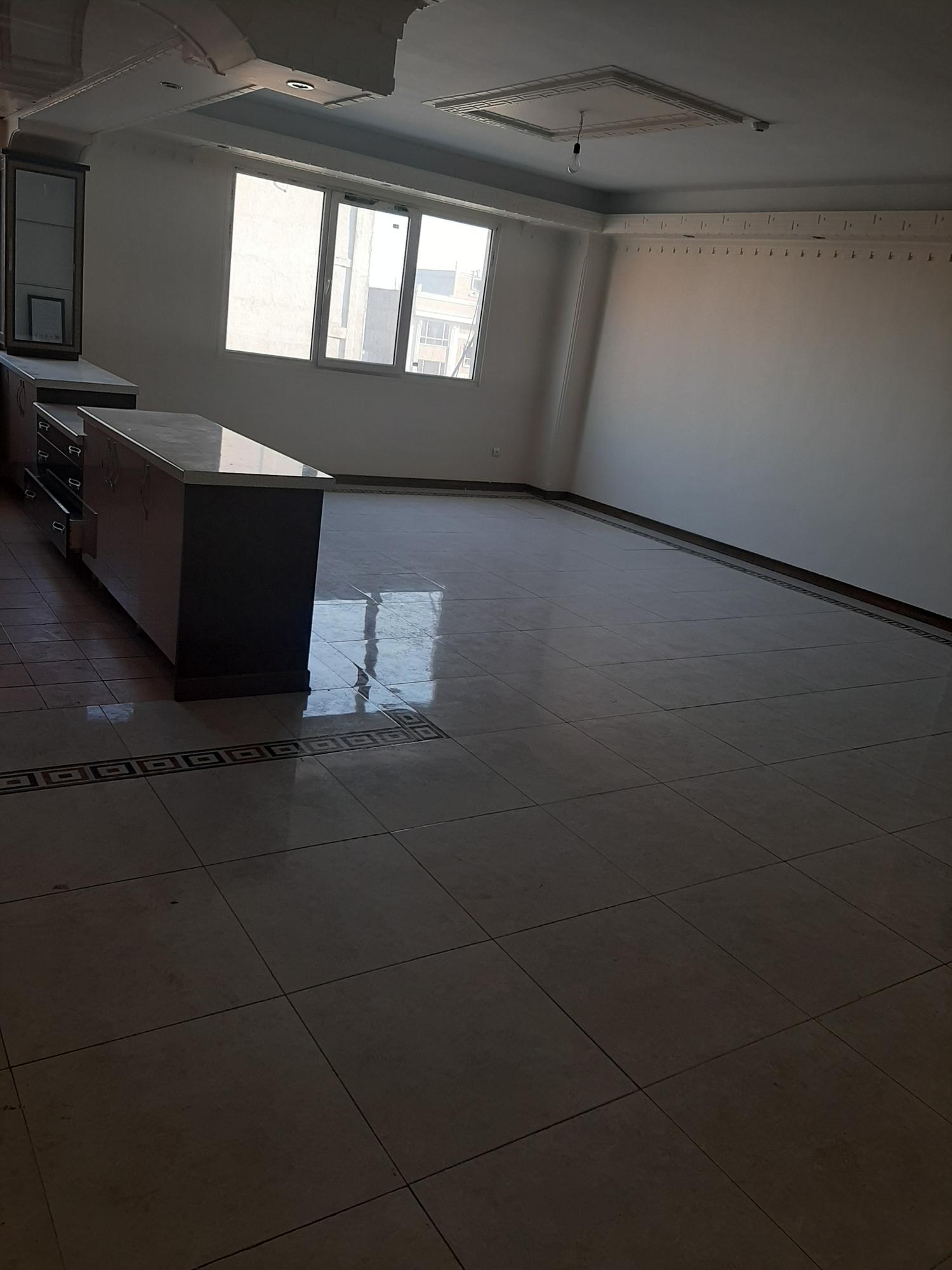 ۹۰ متری فول (بازسازی شده)