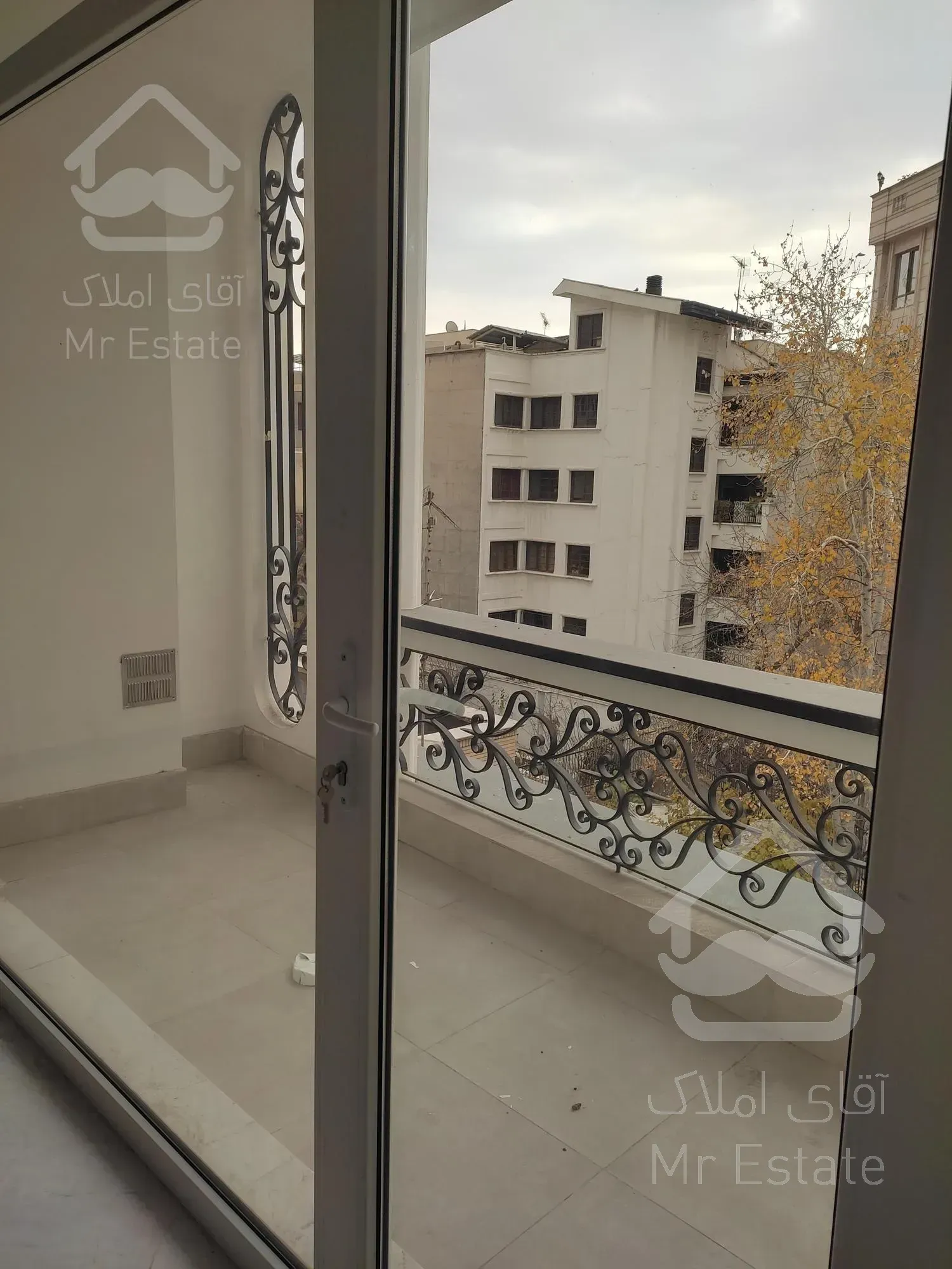 ۲۲۵متر هر سه خواب مستر. تک واحدی.نوساز