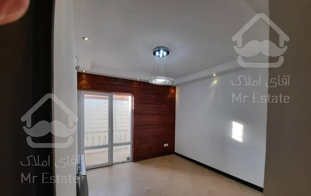 آپارتمان ۱۳۵  ۳ خواب. کلید نخورده. بلوار امام رضا