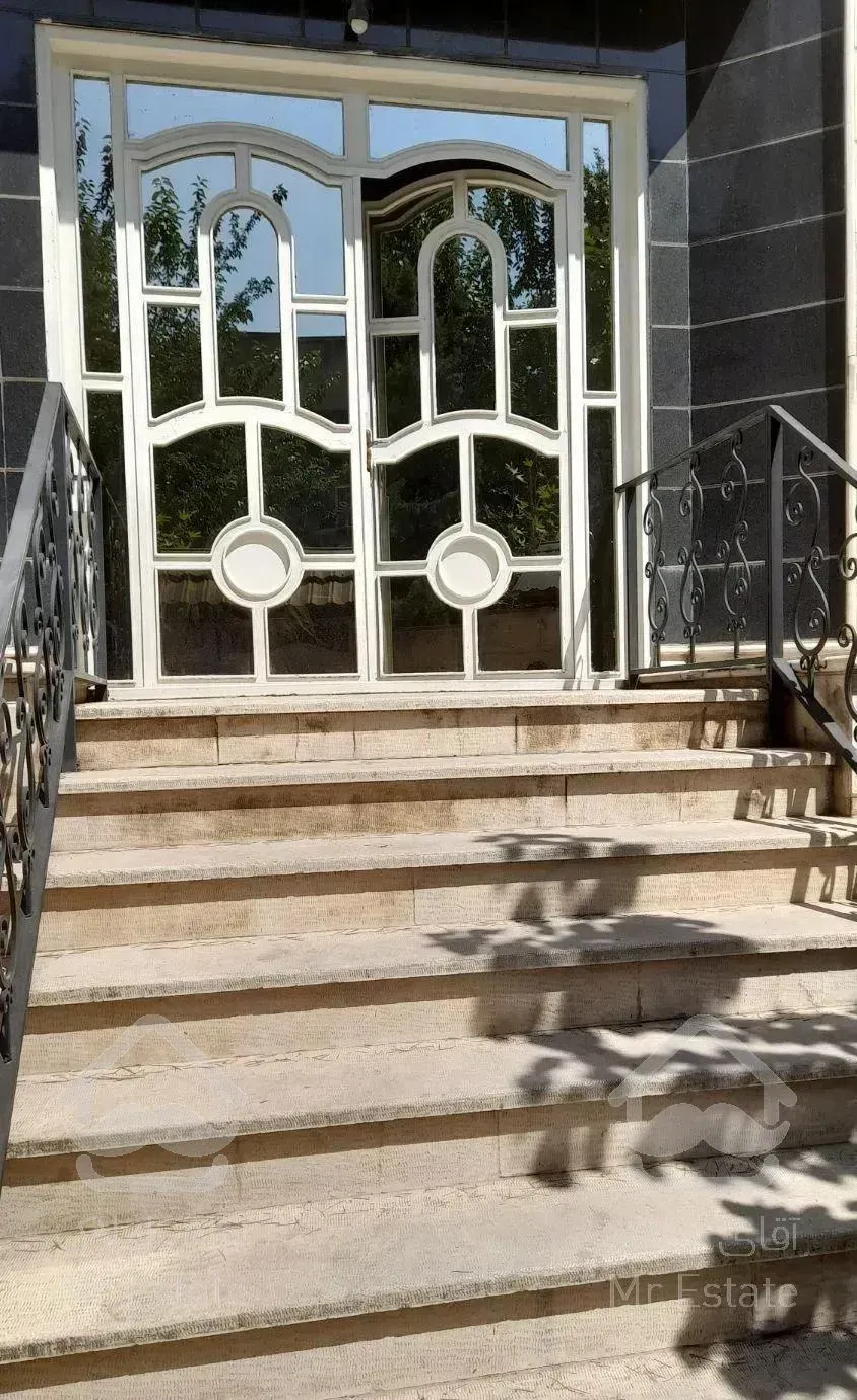 آپارتمان ۱۴۵ متری نیاوران کاشانک