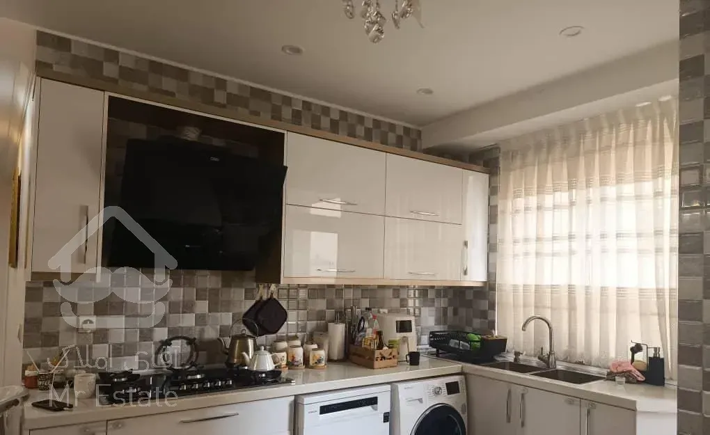 ۹۲ متر/ دو خواب/ دنج و آرام/ اعیان نشین