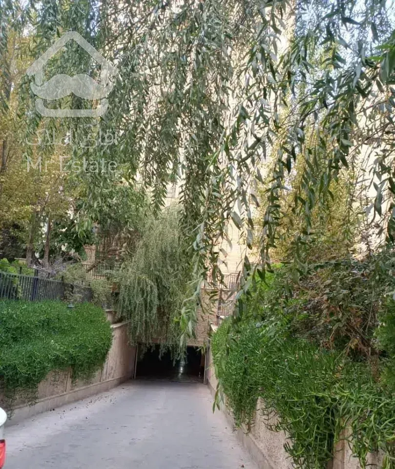 ۱۰۵متر برج باغ