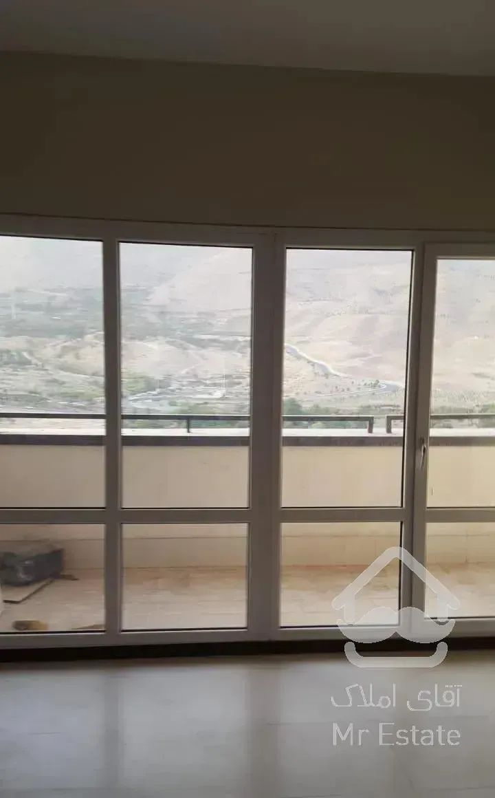 آپارتمان ۱۳۳متر کلیدنخورده ویو کوه آبشاربدون مشرف