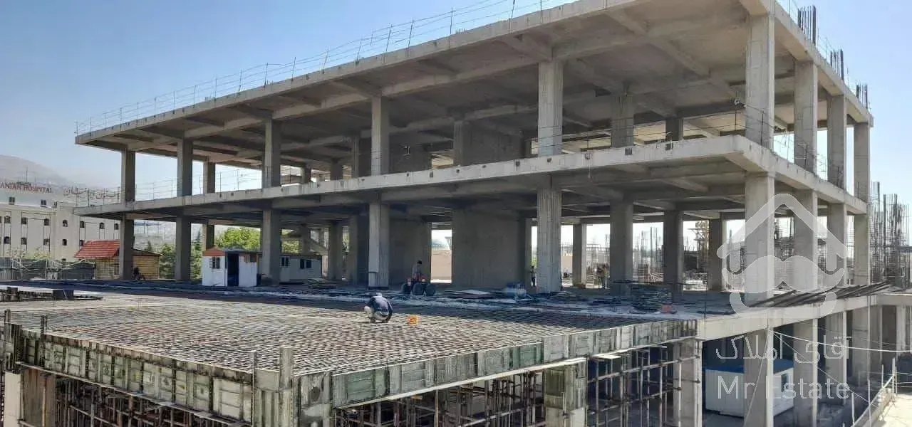 ۱۰۰متراداری/مجتمع تجاری اداری المپیاسنتر