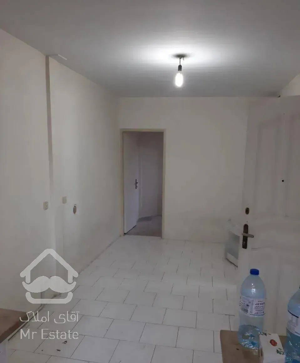 ۳۸ متر ۱ خواب با ۴ متر انباری