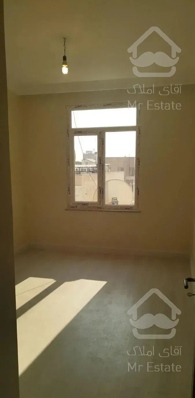 261 متر  در دروس