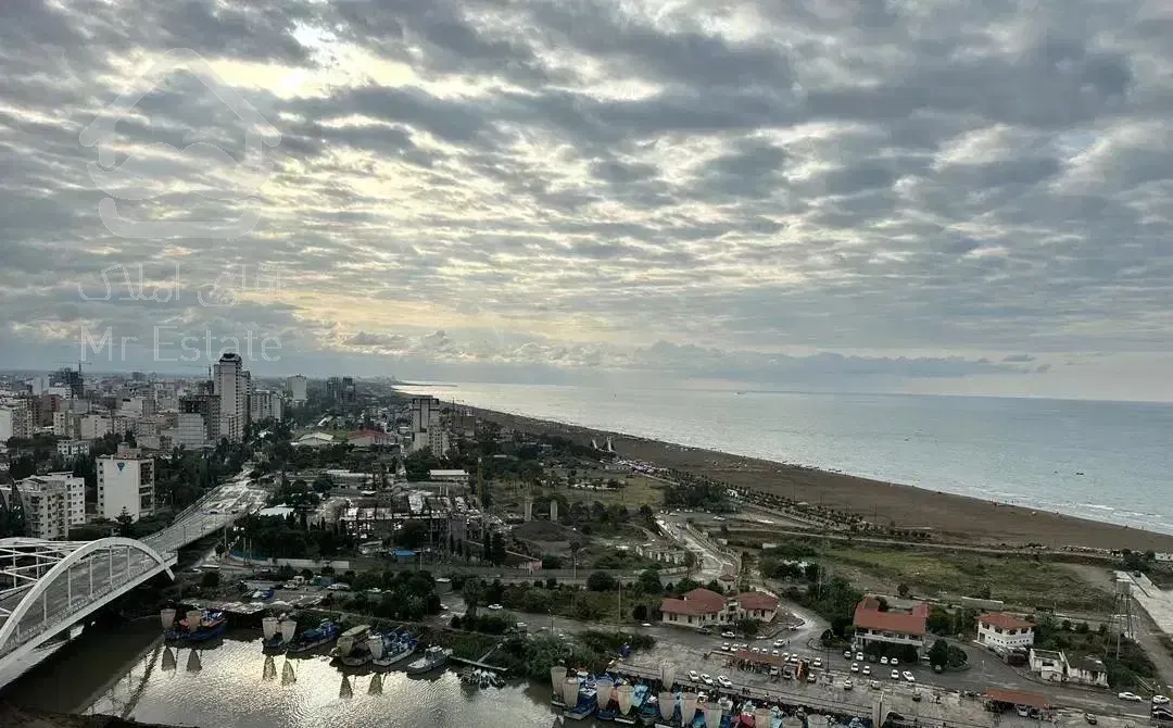 برج   خط ساحلی با ویوی ۳۶۰ درجه