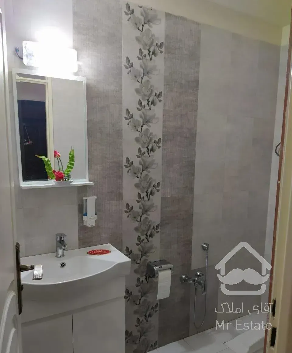 ۱۵۰متر آپارتمان  ، ۳خوابه  ، طرشت ،  شیک