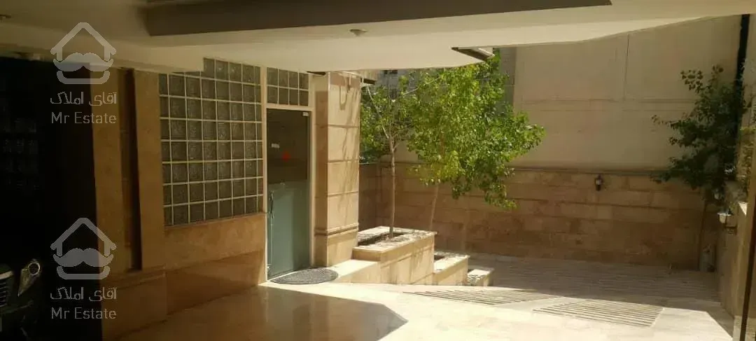 ونک. شیراز 155متر آفتابگیر