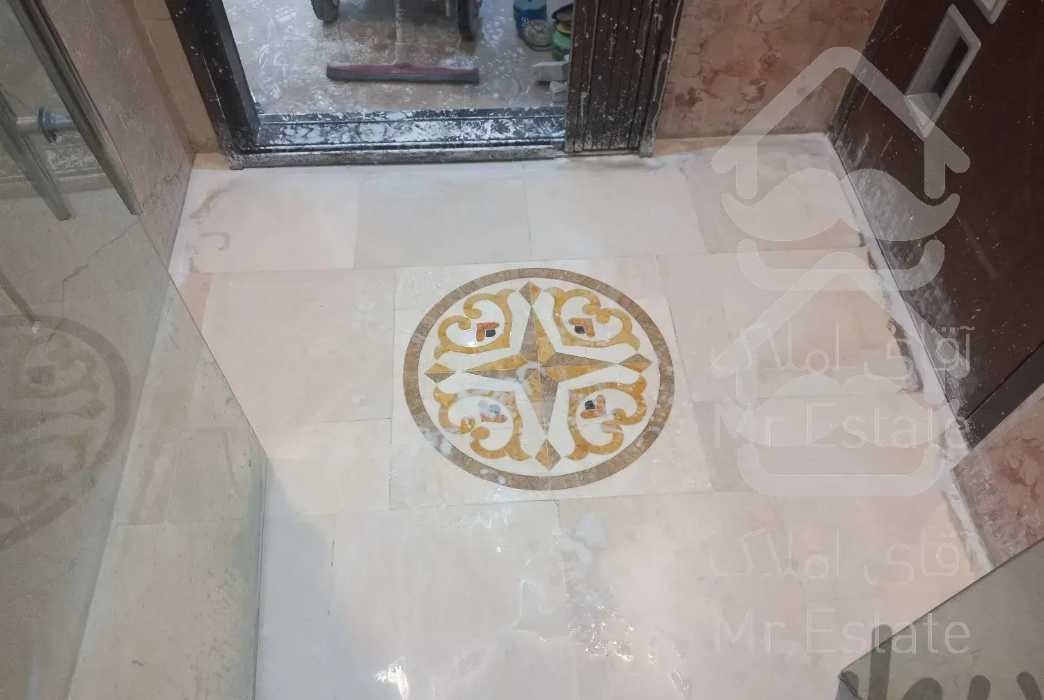 اجرای کف سابی وسنگ و اسید وپولیش رنک اپوکسی