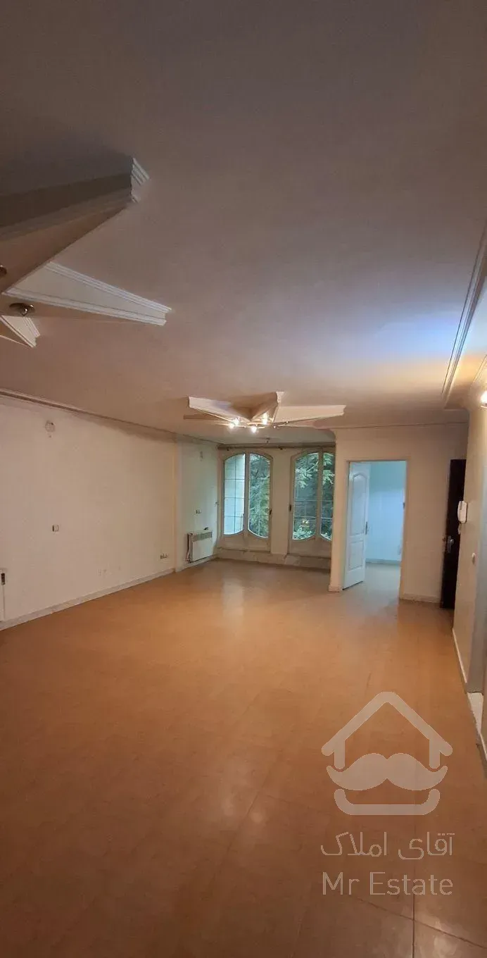 آپارتمان ۱۱۰ متری ۲ خوابه...