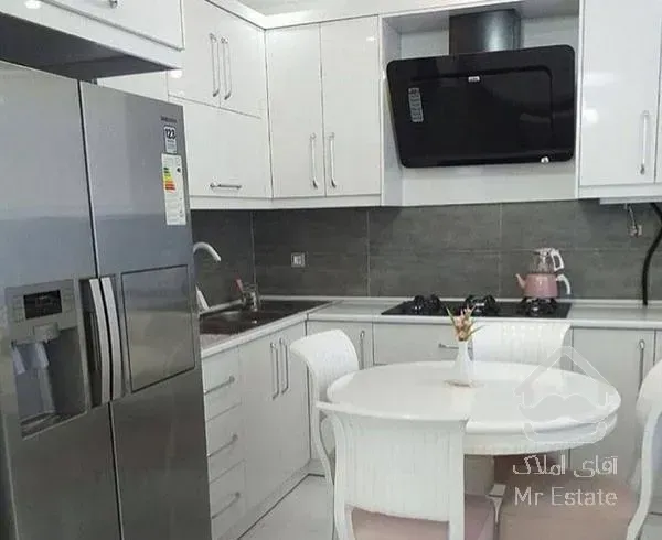 آپارتمان ۸۶ متر/ فوق شیک/ خوش نقشه