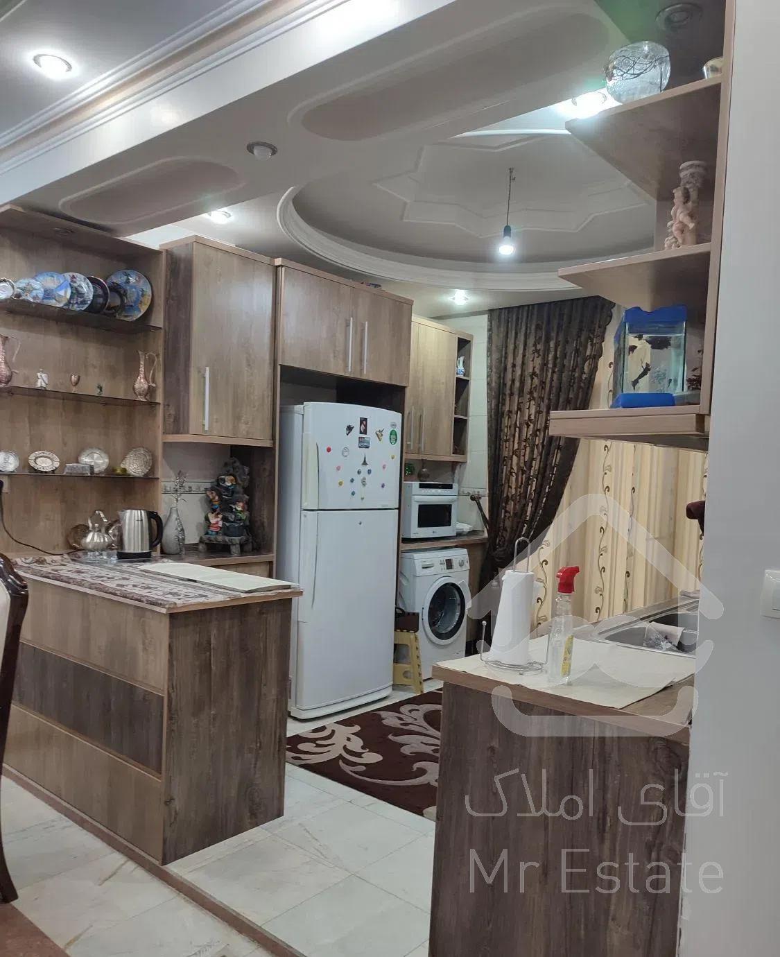 آپارتمان ۱۰۵ متری (میدان ولیعصر)