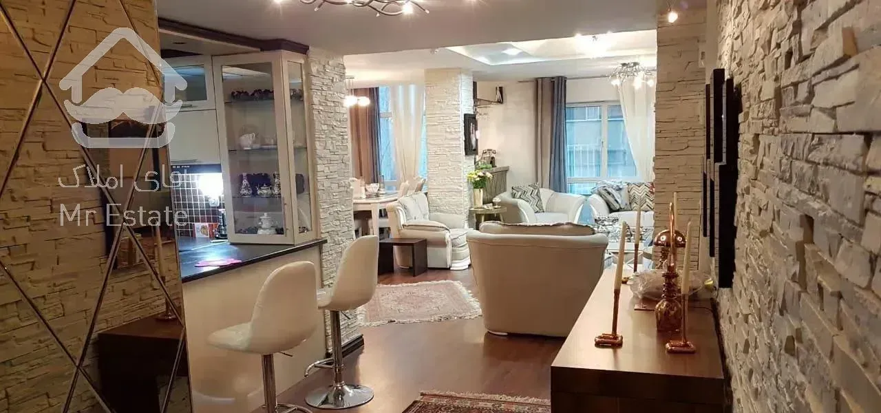 آپارتمان ۱۳۱متر  میدان ونک ملاصدرا