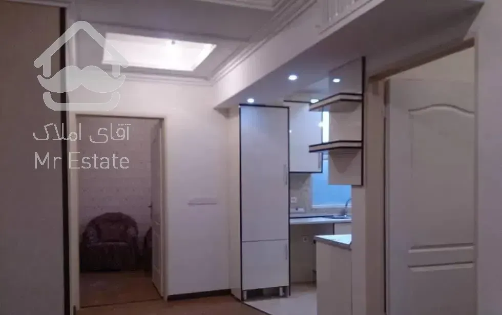 واحد ۱۱۵ متری برج  رومنس حکیم منطقه چیتگر