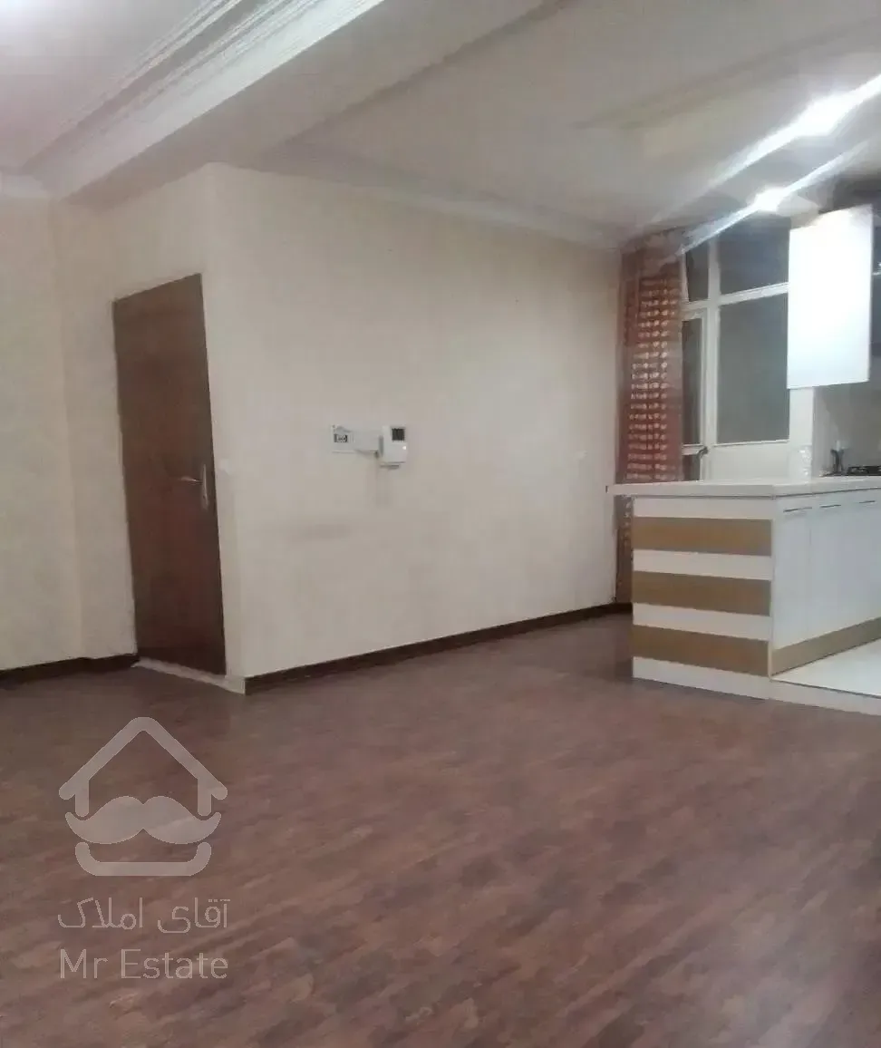 73 متر  خیابان عباسی