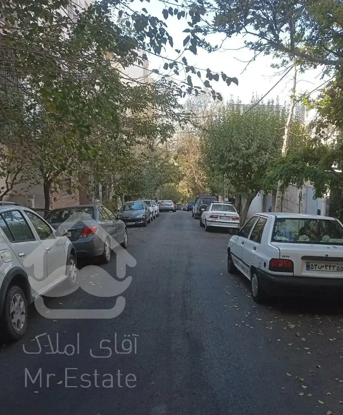 ۱۸۵متر سه خواب/خوش نقشه و آفتابگیر