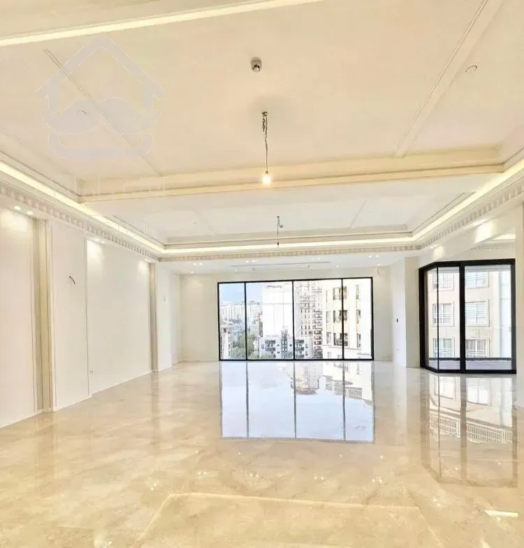 میرداماد/۲۲۰متر/۳خواب/نوساز/۳پارکینگ‌سندی