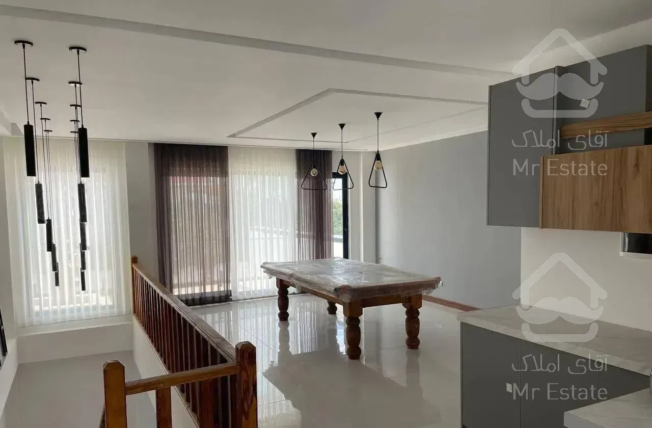 ویلا ۳۵۰ متری استخردار در منطقه جنگلی محمودآباد