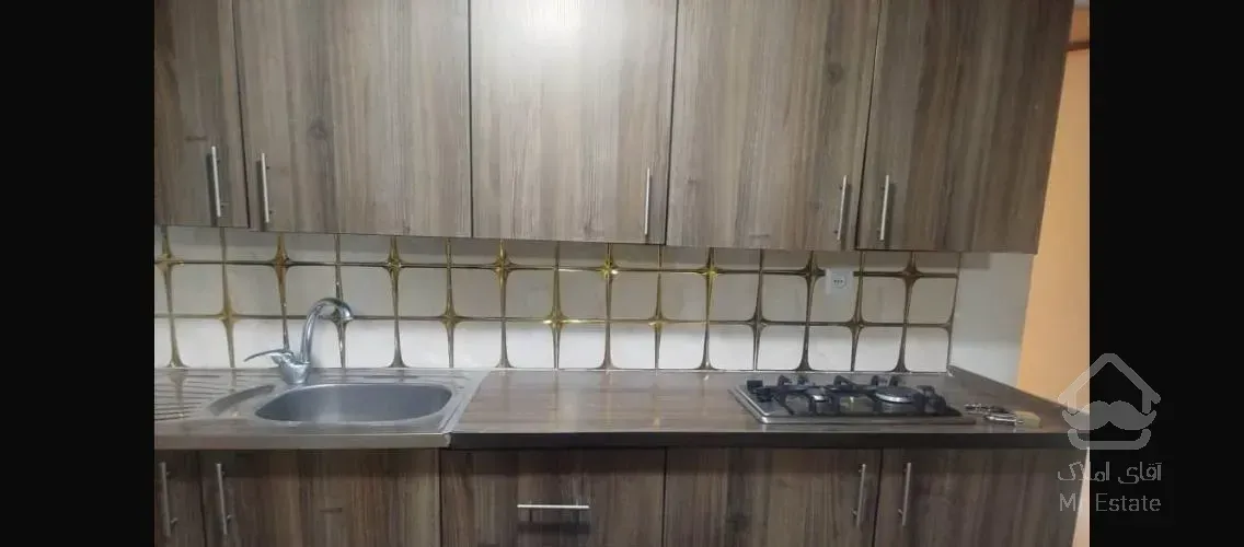 اجاره آپارتمان ۵۰ متری ۱ خوابه طبقه ۴ در نصرت