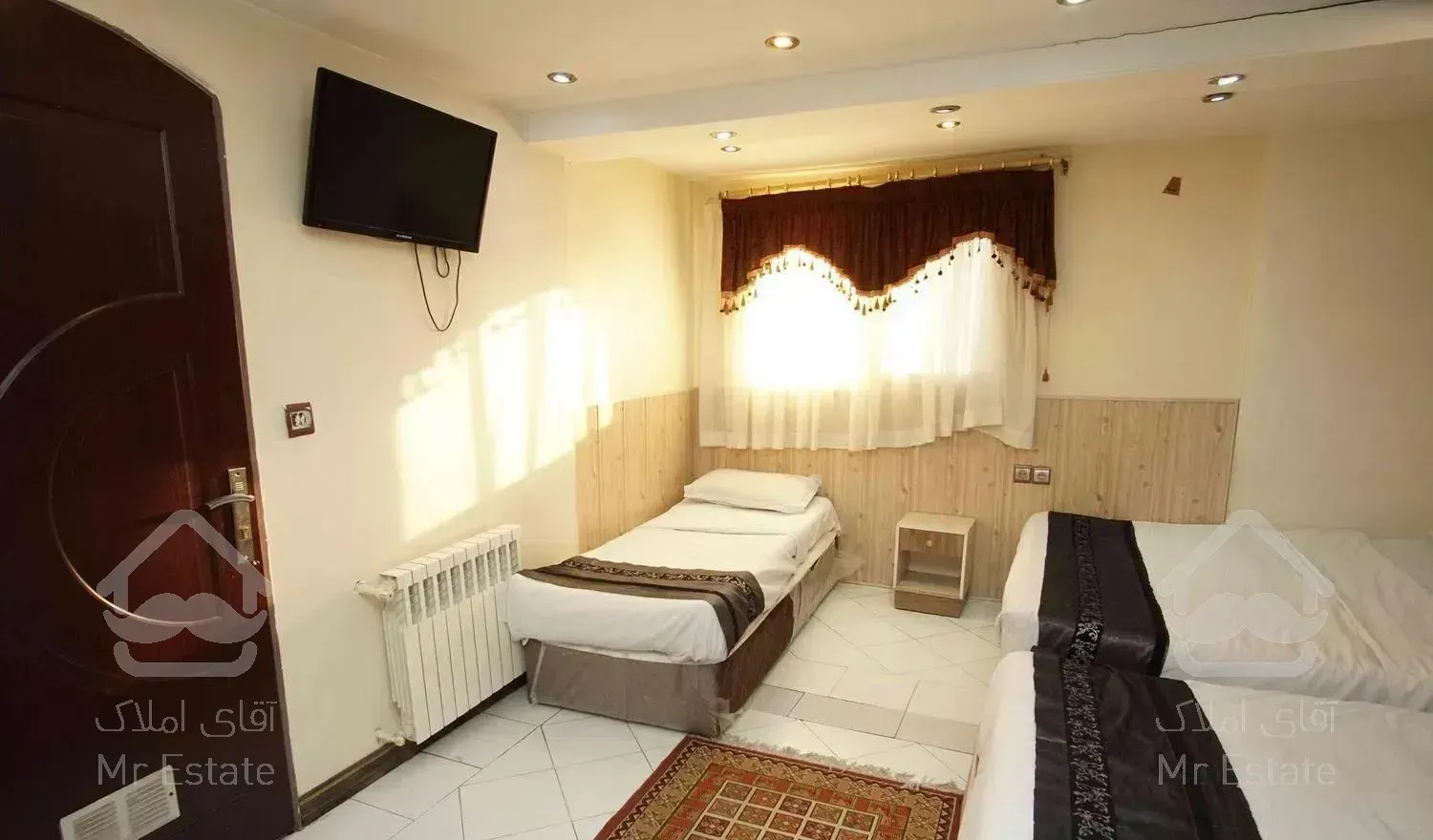 مجتمع اقامتگاهی عرشیا - پنج تخته