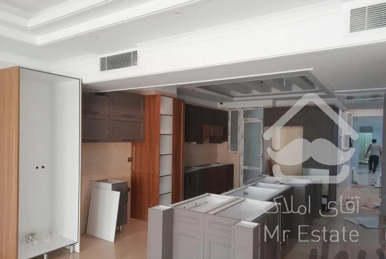 نصاب کابینت خرده کاری تعمیرات