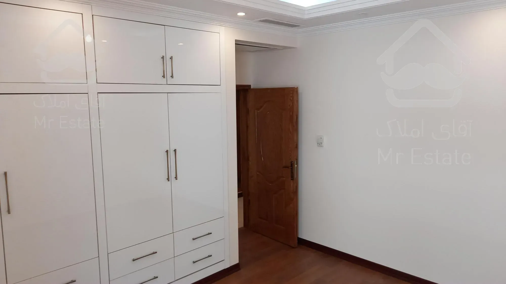 اپارتمان ۱۷۵ متری مرزداران