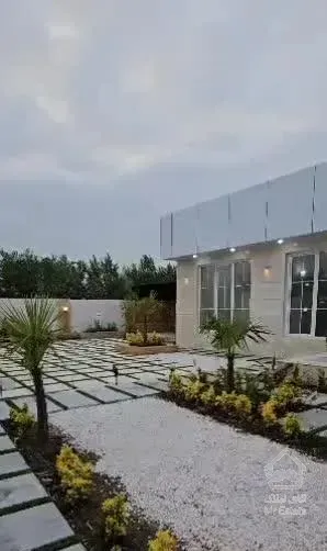 ویلا فلت ۳۰۰متری ۵دقیقه ای ساحل حاجی بکنده