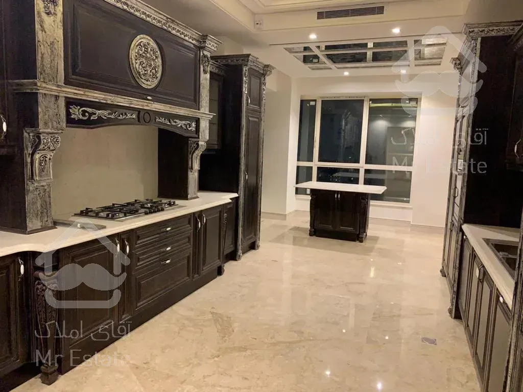 خرید آپارتمان ۳۴۱ متری فرمانیه سنبل