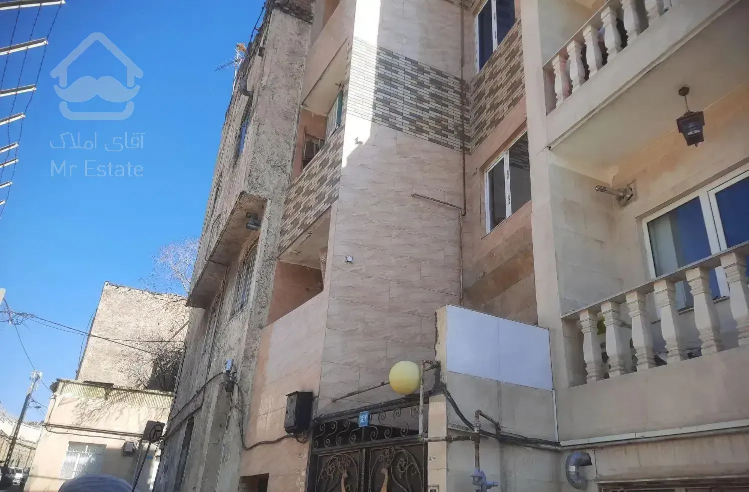آپارتمان شیک و نوساز و تک واحدی