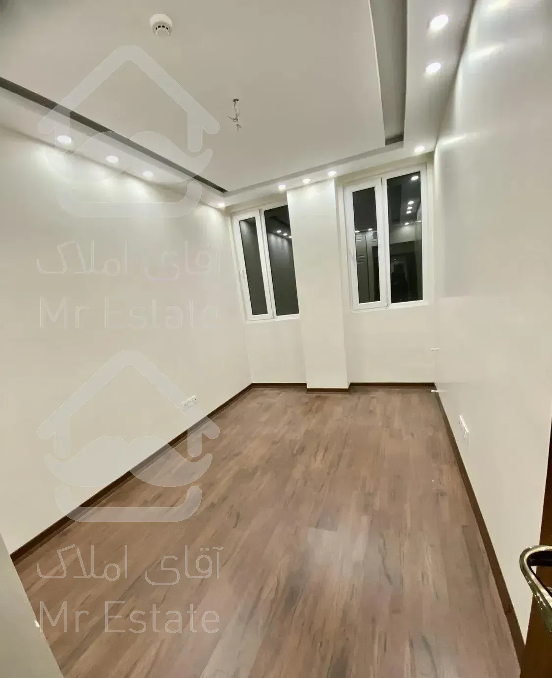 ۲۱۵متر۴خواب۳پارکینگ سندی  ششم نیروهوایی