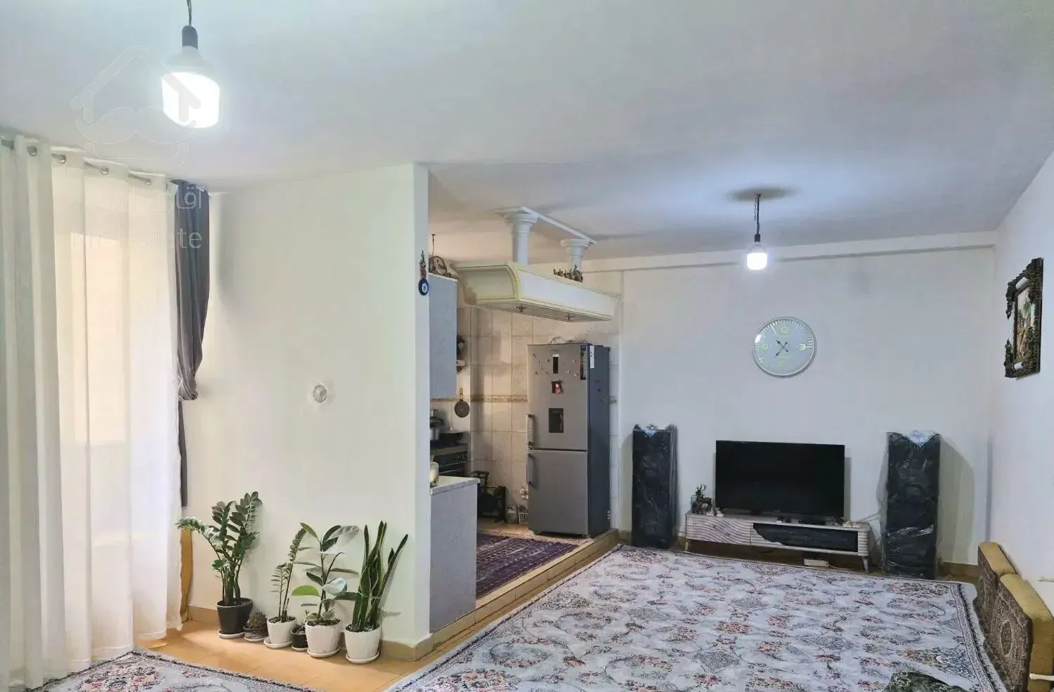 ۸۵ متر دوخواب آسانسور دار