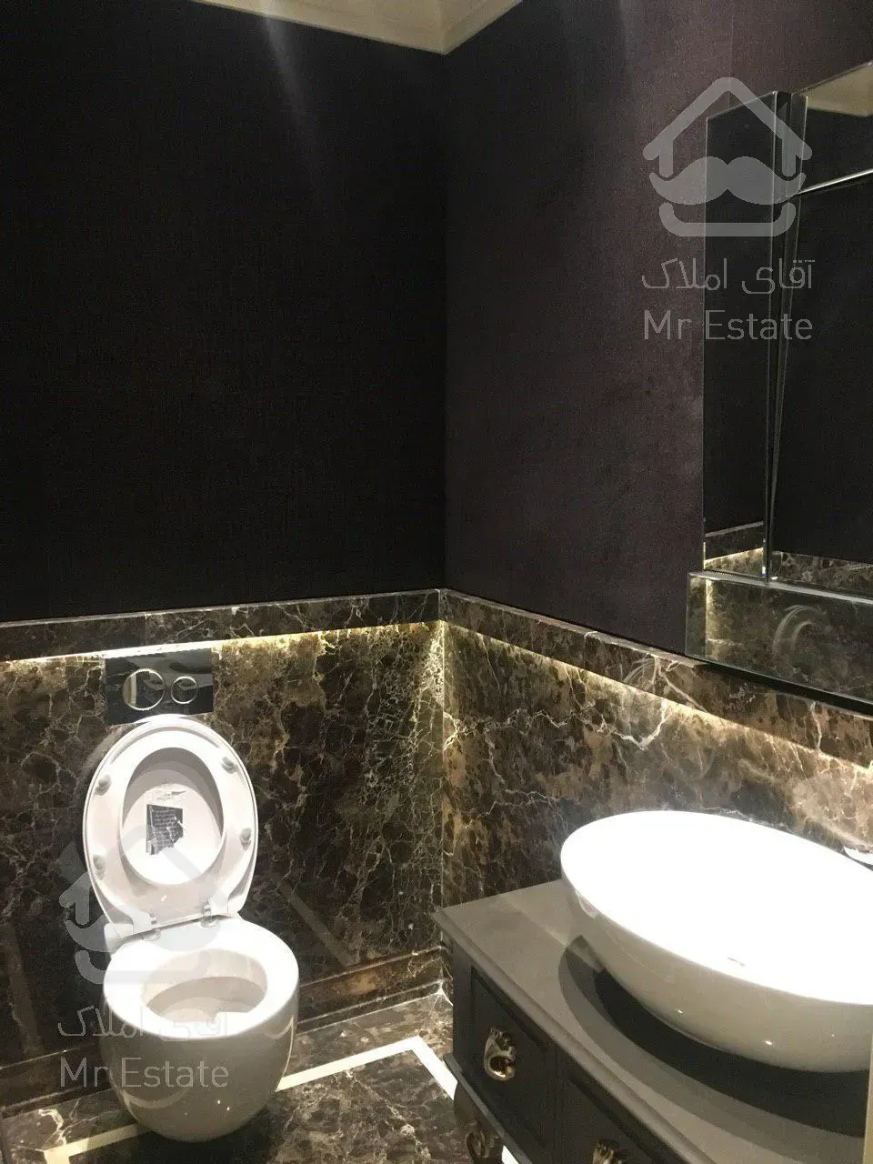 خرید و فروش آپارتمان مسکونی 233 متری فرمانیه شرقی