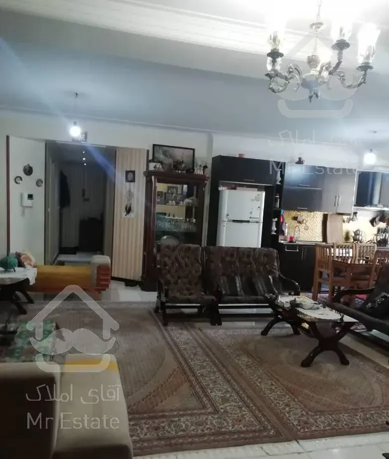 سالن پرده خور ، دو طرف نورگیر