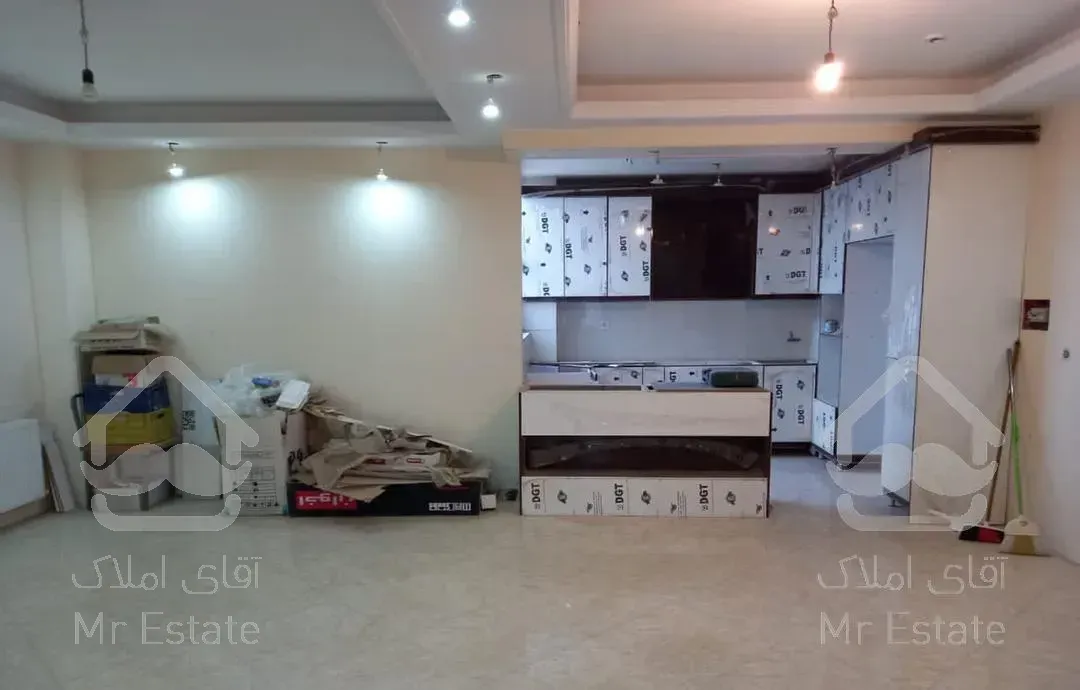 آپارتمان  شیک و کلید نخورده ی