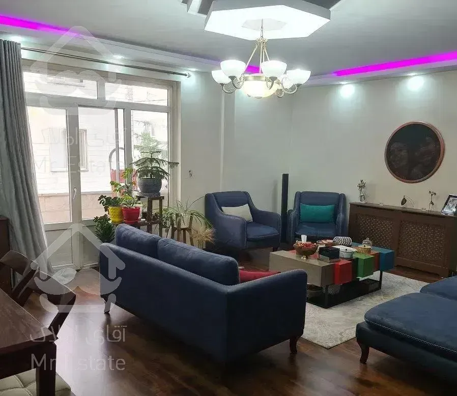 آپارتمان ۱۰۶ متری/دو خواب/گلچین شمالی